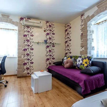 Center With Jacuzzi